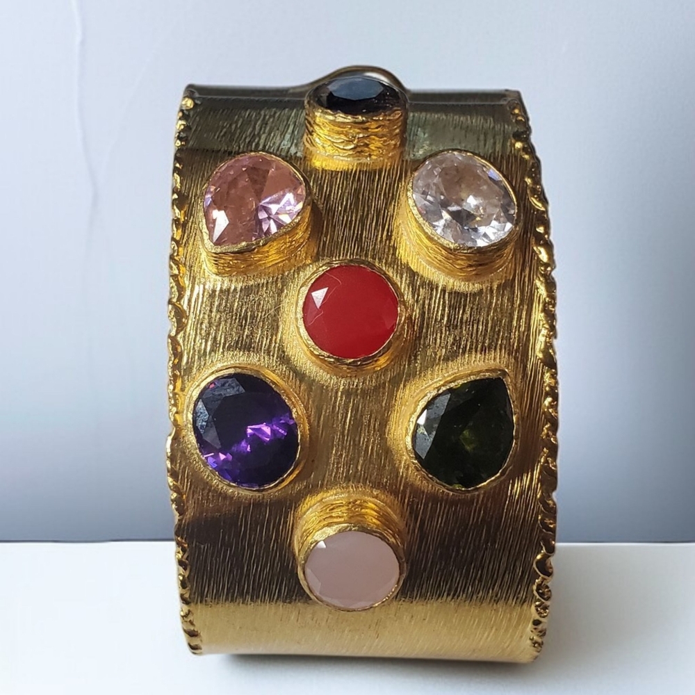 18k Triple Gold Plated Luxury Jeweled Cuff Bracelet - Picture 7 of 8